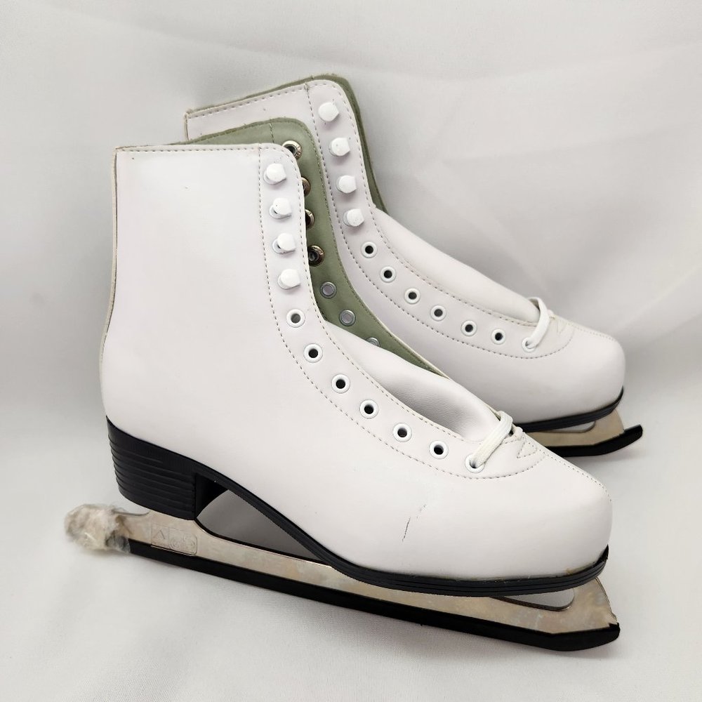 American Athletic Shoe Women's Figure Skates. NWOT